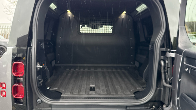 Land Rover Defender 90 Diesel 3.0 D250 Hard Top SE Auto